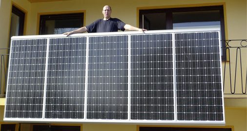 <p>
Sonnengenerator am Balkon. Die Energiewende für jedermann klingt verlockend. Aber es gilt einiges zu beachten, wenn kein böses Erwachen folgen soll. 
</p> - © Foto: Sun Invention

