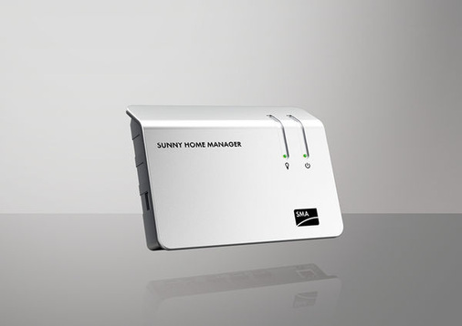 
Der Sunny Home Manager von SMA ist die Schaltzentrale der Energieströme im Gebäude. Er verteilt die Energie vom Sonnendach auf die Batterien, Wechselrichter und die Stromverbraucher.
