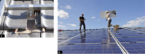 
1
 Vorschriftsmäßig eingebauter Dachhaken für die Modulmontage. Die untergelegte Dichtung ersetzt das Ziegelstück, um die Regensicherheit des Daches wiederherzustellen.




2
 SE-Consulting verbaut vornehmlich ungerahmte Laminate.
