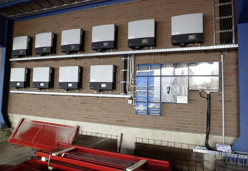 
Gewerbliche Anlagen waren im Münsterland bisher stark nachgefragt, vor allem wegen der Rendite, die aus der Einspeisevergütung lockte. Nun dreht sich der Wind: Eigenverbrauch wird das beherrschende Thema.
