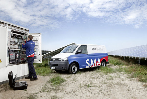 
Der Werkskundendienst hat alle Zugriffsrechte, auch auf sensible Elektronikteile. Doch die Hersteller beziehen zunehmend unabhängige Installateure in ihre Wartungskonzepte ein.
