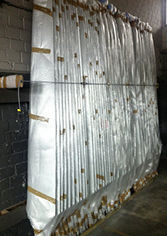 
Noch eingepackt: Die Flügel der Kleinwindanlage wiegen gut 16 Kilogramm. 
