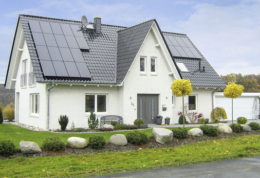 <p>
Greenergetic hat sich auf Eigenverbrauchsanlagen mit einer Leistung zwischen einem und zehn Kilowatt spezialisiert.
</p> - © Foto: Stiens Solartechnik

