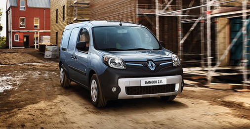 
Werbefoto von Renault für den Kangoo Z.E. Kein Zufall, dass der Wagen vor einer Baustelle steht. Handwerker sind eine der Zielgruppen. Nur: Allzu weit kommen sie mit dem Wagen nicht. 
