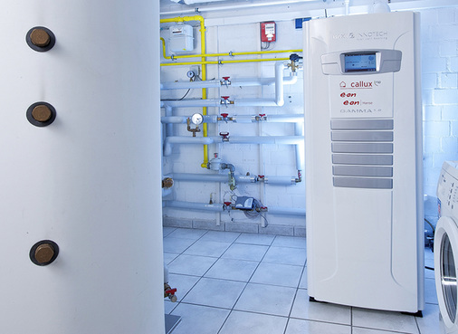 
Nach fast drei Millionen Betriebsstunden allein im Callux-Projekt sind die Brennstoffzellen nun hinsichtlich ihres Einsatzes im Alltag ausreichend überprüft und optimiert.
