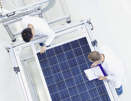 
Auf die eigene Überprüfung der Eingangsware sollte der Großhandel besser verzichten, rät Patric Kahl von Sonix Solar. Ein guter After-Sales-Service sei wichtiger. 



