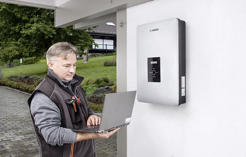 



Einphasiger Stringwechselrichter BPT-S 3 von Bosch: Die möglichst einfache Installation und Wartung sindwichtige Eigenschaften für den Erfolg von Photovoltaikprodukten in den deutschsprachigen Märkten.
