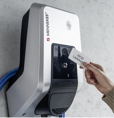 
Nutzung der Amtron-Wallbox mit einer Chipkarte.
