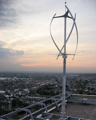 <p>
</p>

<p>
Kleinwind auf dem Dach. Vertikale Anlagen sind besonders bei Architekten beliebt.
</p> - © Foto: Quiet Revolution

