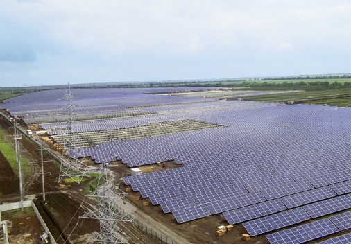 <p>
</p>

<p>
Der Solarpark Starokozache befindet sich in der Region Odessa. Er wurde im Frühjahr 2012 von Activ Solar errichtet und leistet insgesamt 43 Megawatt. Darin wurden 185.000 Solarmodule und 41 Wechselrichter verbaut.
</p> - © Foto: Activ Solar

