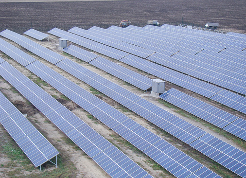 
Kleinerer Solarpark mit 1,3 Megawatt Leistung. Er wurde von der ukrainischen Firma Rentechno errichtet.Er befindet sich in der Nähe von Kirowgrad, in der Landesmitte.



