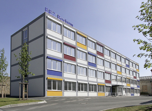 



Das neue Energie-Effizienz-Zentrum in Bochum: Hier laufen die Fäden des Ecotaris-Netzwerks zusammen.Die Partner sind bundesweit verteilt und als Spezialisten für die Energiewende aktiv.
