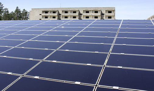 



Solche großen Solarparks wie in Groß Dölln (128 Megawatt) werden auf absehbare Zeit in Deutschland nicht mehr gebaut.
