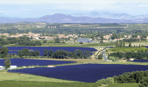 



Wie hier im französischen Ortaffa entstehen vielerorts in Frankreich Solarparks. Kleinanlagen verkaufen sich nur schleppend. 
