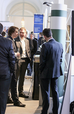 
Solarflüsterer: Die Flurgespräche in Bad Staffelstein haben manche kreative Idee in die Welt gebracht.
