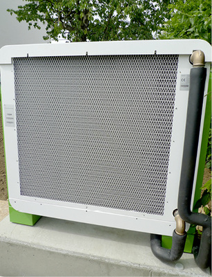 
Ist die Luft am Wärmetauscher wärmer als die kälteste Speicherschicht, wird die Energie direkt eingelagert.



