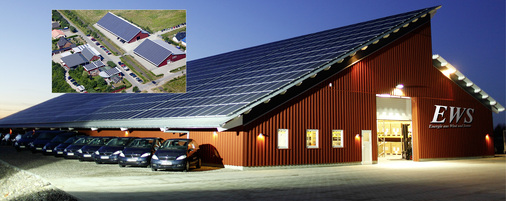 <p>
</p>

<p>
Am Beispiel von EWS in Handewitt in Schleswig-Holstein lässt sich klar erkennen, welche Chancen die Photovoltaik für saubere Fahrzeuge bietet. Beide Systeme wachsen zusammen.
</p> - © Fotos: EWS

