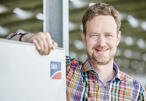 



Tobias Pressel von SMA war der zuständige Projektleiter bei der Entwicklung derneuen String-Combiner-Boxen für Solarparks.
