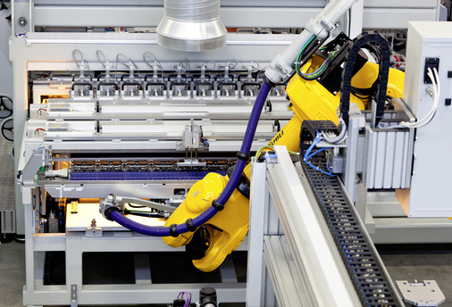 



Heckert Solar in Chemnitz fertigt Solarmodule auf modernen Anlagen und nach höchsten technischen Standards.
