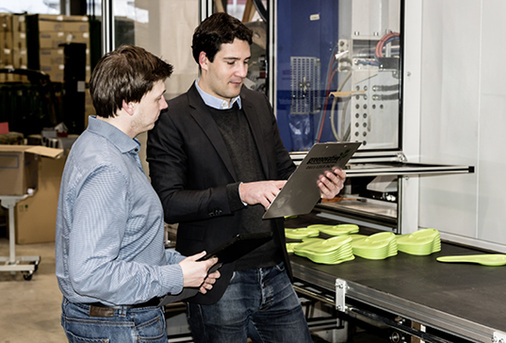 
Gute Kommunikation waren das A und O. Geschäftsführer Bernd Brandstätter (rechts) von Greenovative hielt als Projektleiter alle Fäden in der Hand.



