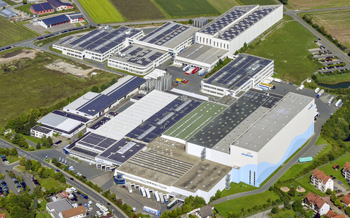 
Die einzelnen Werksgebäude unterscheiden sich zum Teil stark im Höhenprofil. Speziell die Hochregallager mit einer Höhe von bis zu 32 Metern werfen lange Schatten, die bei der Planung berücksichtigt wurden.



