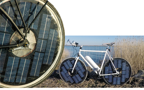 



Eine Offgrid-Lösung fürs E-Bike: Photovoltaikzellen in den Speichen des Solarrads wandeln auch diffuses Licht in Strom um.
