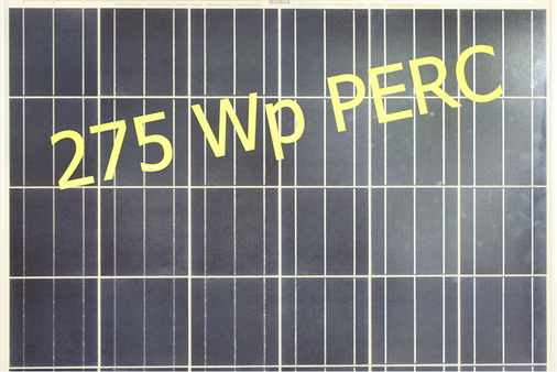
Heckert Solar aus Chemnitz erreicht 275 Watt mit polykristallinen Perc-Zellen.



