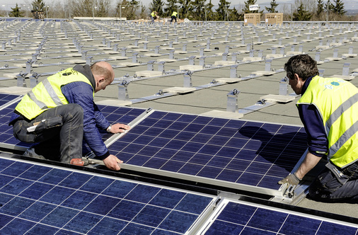 



Die Installation von Anlagen muss immer schneller gehen. Dafür sollen die Entwickler von Montagesystemen sorgen.
