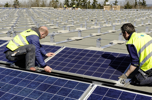 <p>
</p>

<p>
Die Installation von Anlagen muss immer schneller gehen. Dafür sollen die Entwickler von Montagesystemen sorgen.
</p> - © Foto: IBC Solar

