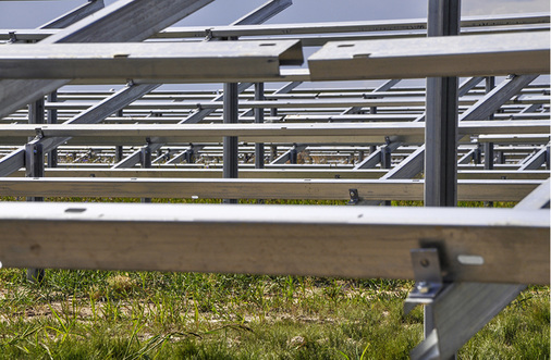 



Schnell aufgebaut und trotzdem stabil, die Anforderungen an Freilandsysteme sind damit definiert.
