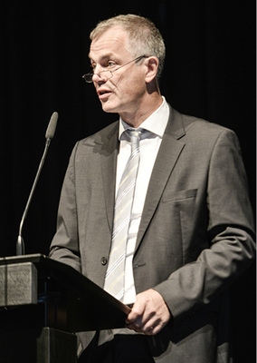 



Umweltminister Johannes Remmel (B90/Grüne):Photovoltaik ist Chefsache an Rhein und Ruhr.
