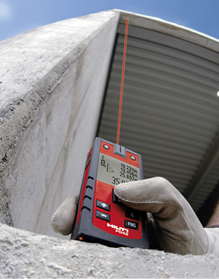 



Das Gehäuse sollte für die Baustelle tauglich und die Bedienung mit Handschuhen möglich sein.
