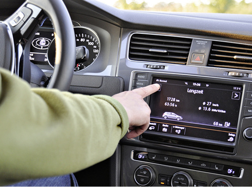 



Das Radio-Navigationssystem steckt voller Features und ist einfach zu bedienen.
