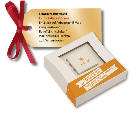 
Mit der Installation des Lichtschalters mit Sonnensymbol zeigen die Besitzer von Solaranlagen: In diesem Haus wird Solarenergie erzeugt. Der Lichtschalter Feller Edizio Due mit Solar-Logo macht Solarenergie zum Gesprächsthema beim Familienbrunch oder beim gemütlichen Fondue-Abend mit Freunden.
