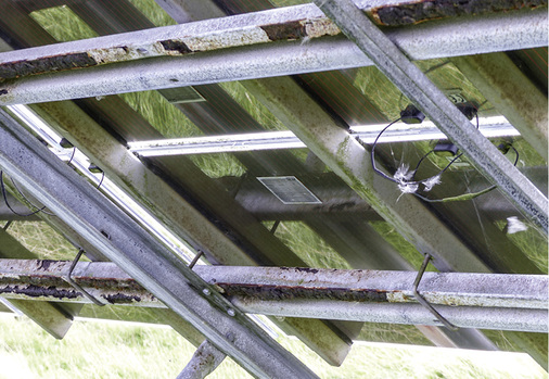 



Der Zustand des Stahlgestells wenige Wochen vor der Sanierung.
