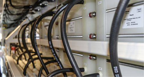 



Der Redox-Flow-Speicher ist gut, wenn es um Leistung geht. Kapazität kann man – wenn notwendig – billig nachrüsten.
