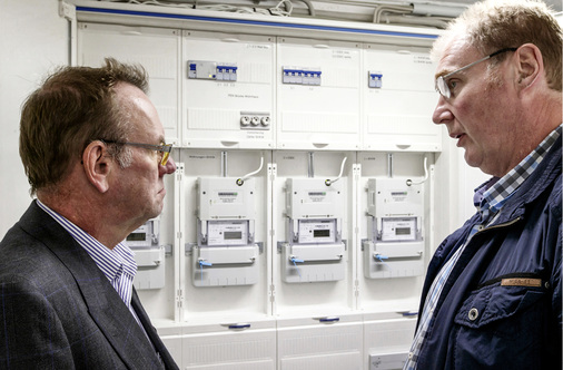 
Mit den Daten aus den intelligenten Zählern kann Thomas Henne die Stromlieferungen exakt abrechnen.
