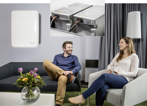 



Dezent hängt der Lithiumspeicher an der Wand. Innen drin hat er innovative Technologie zu bieten.
