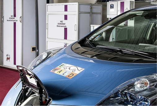 <p>
</p>

<p>
Die Integration des Elektroautos hilft dabei, die Investitionen schneller wieder einzufahren. Vollelektrische und Plug-in-Hybridfahrzeuge komplettieren so das System. 
</p> - © Foto: Handwerk Direkt

