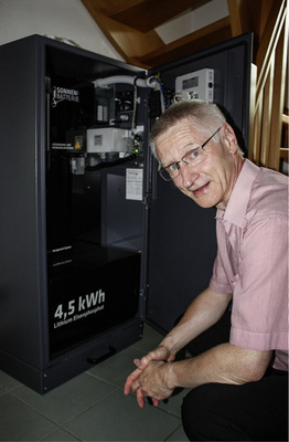 



André Jödicke aus Berlin interessiert sich sehr für die Energiewende. Denn er will weitgehend unabhängig sein.
