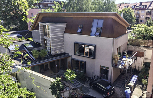 <p>
Dieses Wohnhaus in Nürnberg wurde 1890 erbaut. Energietechnisch ist es nun nahezu auf KfW-40-Standard.
</p>

<p>
</p> - © Foto: Simpert Hölzl

