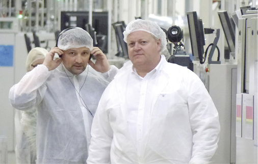 



Was nun? Die asiatische Konkurrenz drängt Frank Asbeck zum Strategiewechsel.
