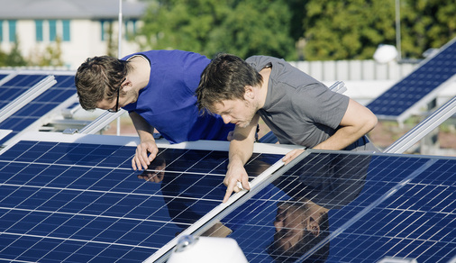 
Die Zuverlässigkeit von Solarmodulen wird am Fraunhofer CSP auch in einem eigenen Outdoor-Lab überprüft.



