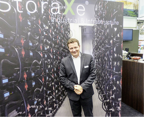 



Ads-Tec-Geschäftsführer Thomas Speidel auf der Intersolar 2016.
