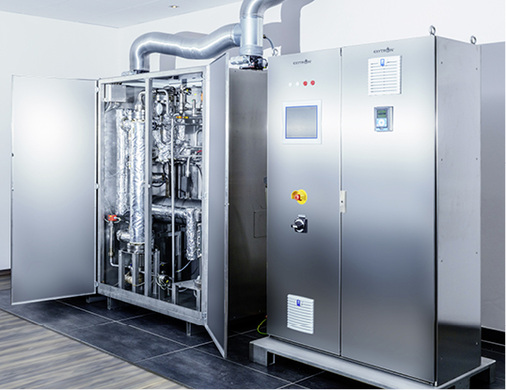 
Vorführanlage von Exytron mit Schaltschrank am Warnow-Ufer in Rostock.
