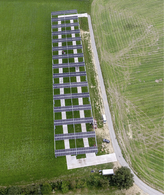 
... und aus der Vogelperspektive beziehungsweise mittels Flugdrohne aufgenommen.
