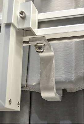 
Mit verzinktem Stahl als Material für den Dachhaken reagiert Mounting Systems auf steigende Alupreise.



