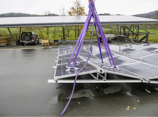 



Ermittlung der Sogkräfte und der Verformung des Modulfelds im Freilandversuch.
