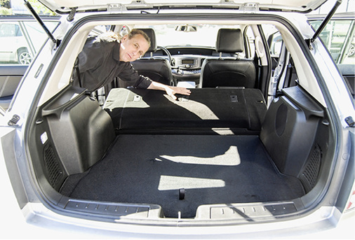 



Für Taxis besonders wichtig: viel Stauraum für das Gepäck der Passagiere, ihre Rollatoren oder Kinderwagen.
