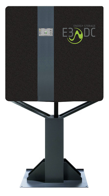 
Das Hauskraftwerk S10 von E3/DC bietet den Kunden eine hohe Energiedichte sowie zahlreiche Zusatzfunktionen bis hin zur Notstromversorgung bei Netzausfall.



